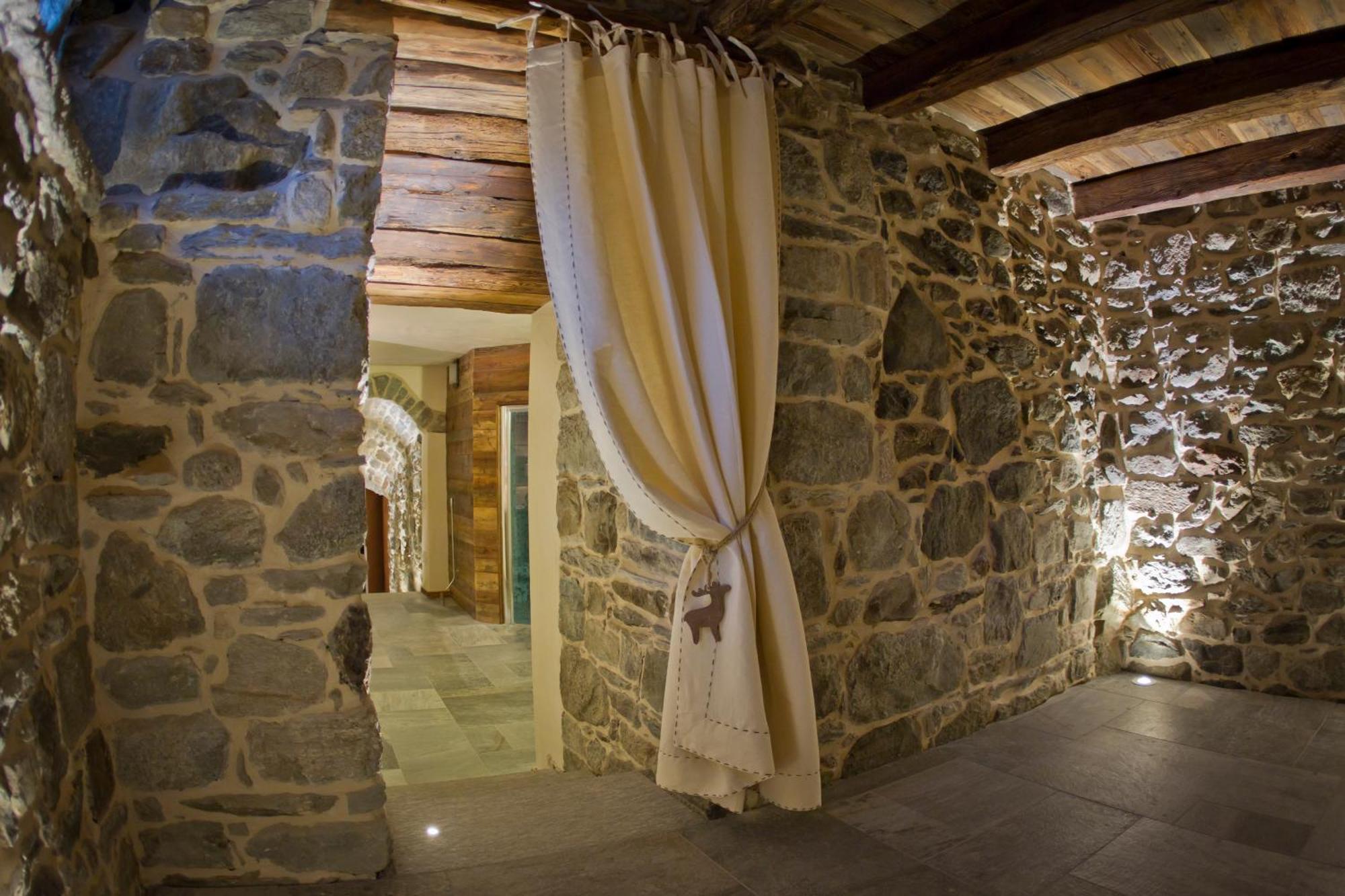 Le Petit Relais Hotel Valpelline Buitenkant foto
